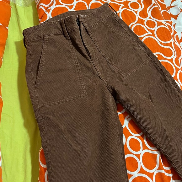 AMERICAN EAGLE Super Hi-Rise Flare Jeans🧸 - Picture 3 of 9